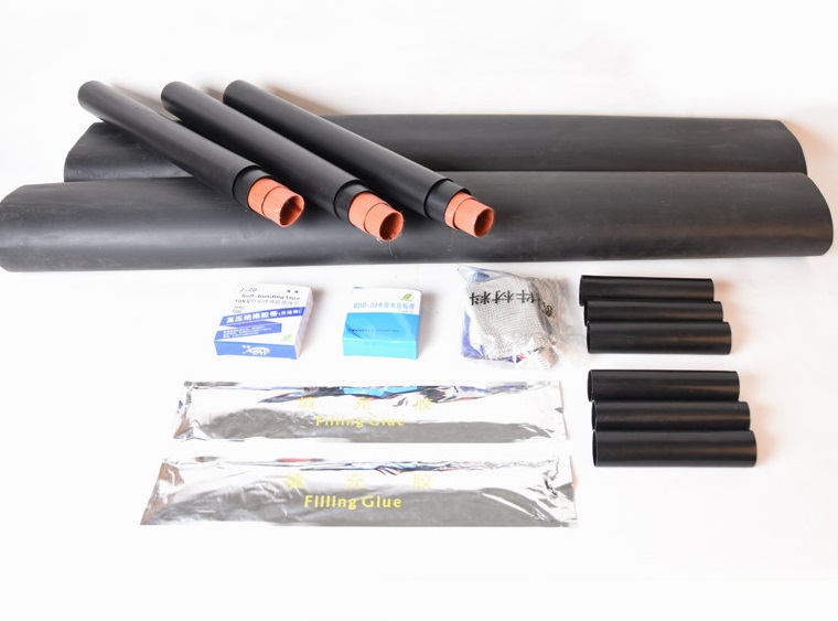 熱縮電纜中間連接.jpg 熱縮電纜中間連接.jpg